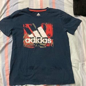 Medium adidas boy shirt